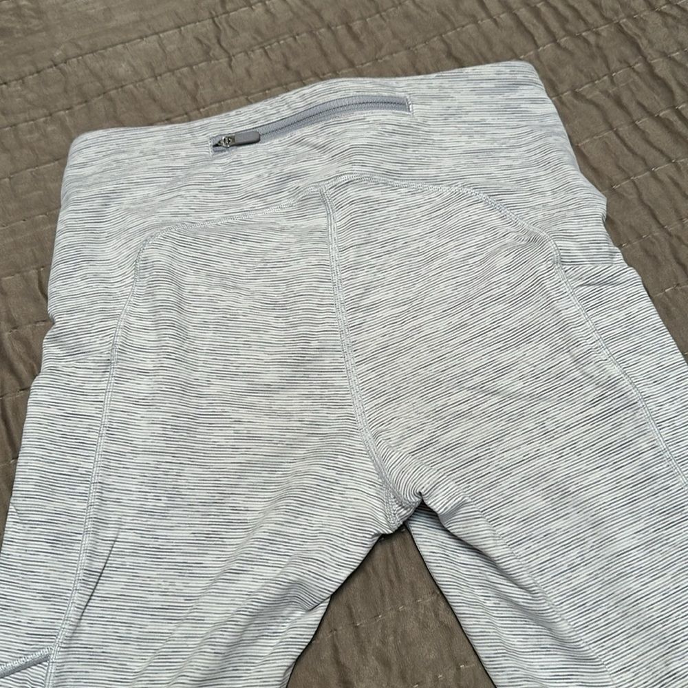 Lululemon Leggings - Picture 2 of 4